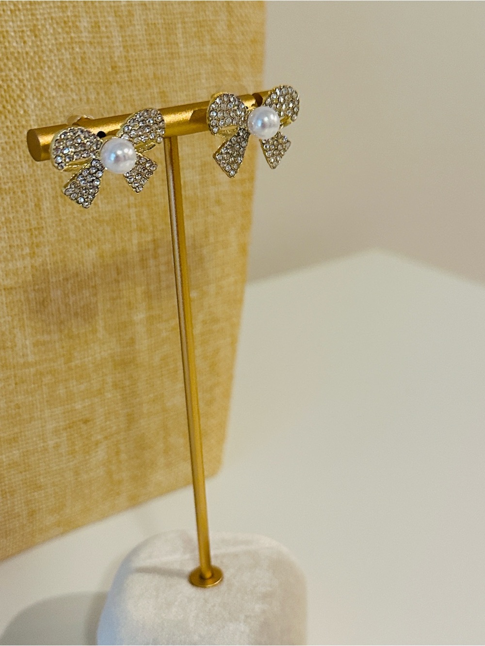 Fashion Jewelry Gold Bow Pearl & Crystal Stud Earrings